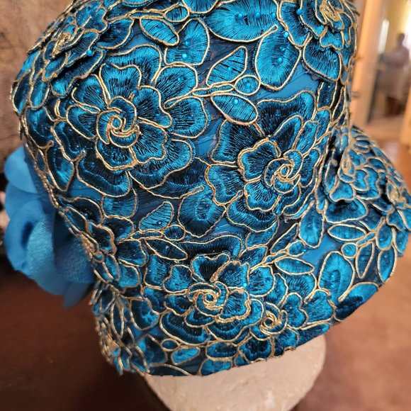 ELEGANT HAT
